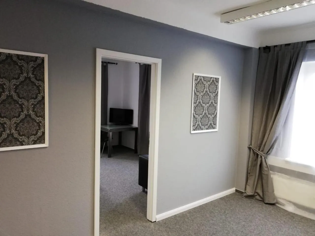 Leonardo Boardinghouse location